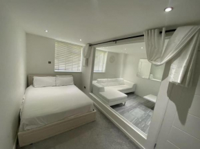 A Comfort & Peaceful Apartment